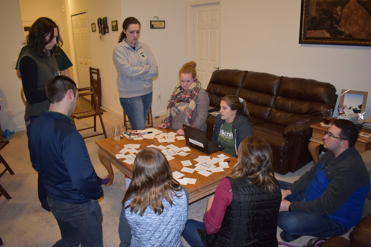 BuddyMcKendree's tweet image. Had a fun time tonight working with AFNR Club officers on planning the spring semester. Everyone enjoyed some deep-fried turkey before getting down to business! @MITeachAg @kera_m_howell @katie_walters24 @SammyL313
