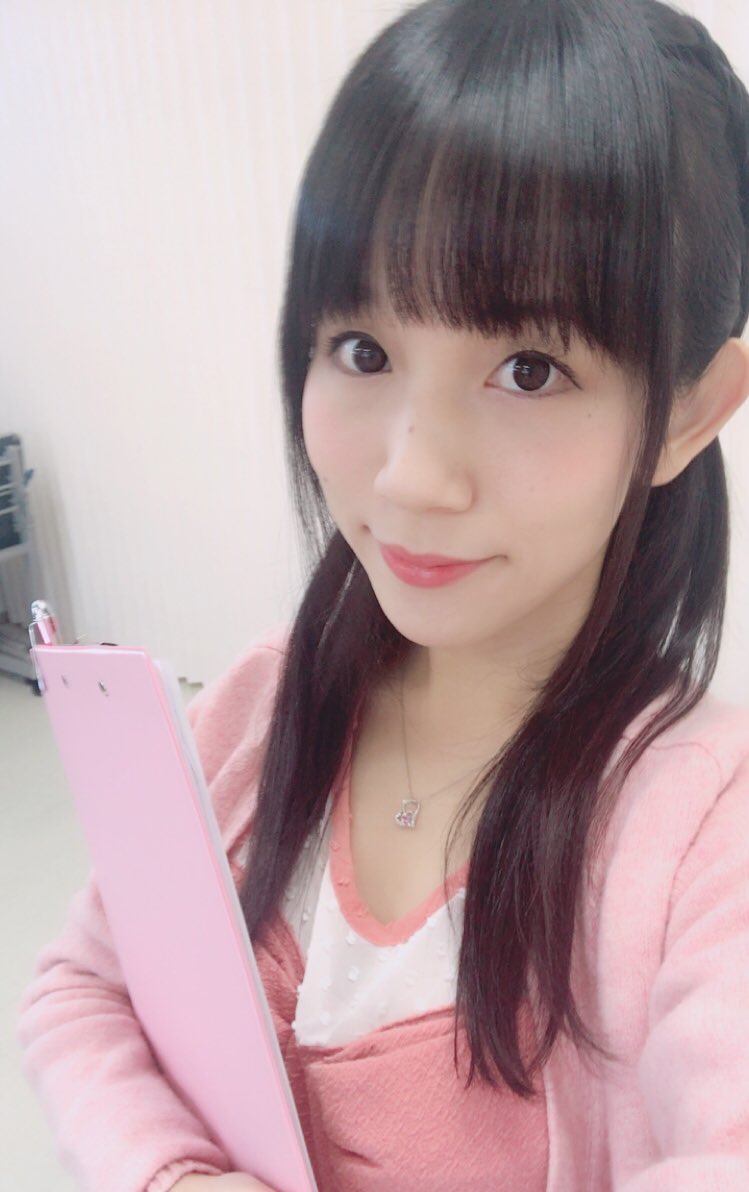酒井亜美 新成人の皆様おめでとう 私はテラスウォーク一宮なう 隣の控え室から素敵な歌声が聞こえる このあと 14時 エルフィンさんのイベントだよぉ イメージカラーが緑 青のお二人なので 今日のあみみんはピンク W T Co 酒井亜美 新成人の皆様おめでとう 私はテラスウォーク一宮なう 隣の控え室から素敵な歌声が聞こえる このあと 14時 エルフィンさんのイベントだよぉ イメージカラーが緑 青のお二人なので 今日のあみみんはピンク W T Co