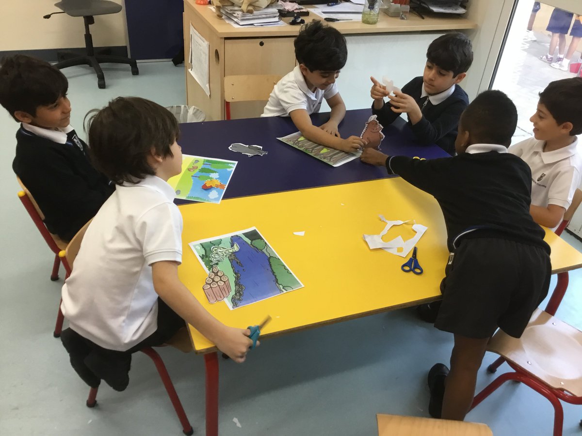 BCADyear1's tweet photo. @TheRealGruffalo Acting out @TheRealGruffalo 
@BCADyear1 @BCADlibrary https://t.co/1aXN9elEOD