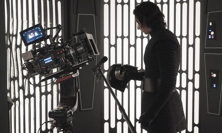 fatdroid's tweet photo. The last Jedi will continue the tradition of the original trilogy by being shot on 35mm film.. Awesome! #StarWars #TheLastJedi #cinematic #anamorphic #film #35mm #Jedi #lucasfilm #trilogy #josephcampbell #story #epic #kiloren https://t.co/wh7PMjlioF