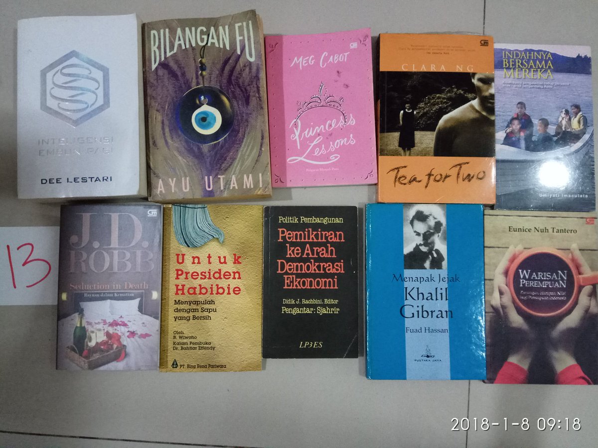 DriveBooksJkt's tweet photo. Bundle#13. Masih Novel Bahasa Indonesia!!.  Kapan lagi Belanja Buku Murah Meriah  hanya 10ribu an. Yuk di maharin Rp.100.000 saja loh.  Hasil penjualan akan di donasikan kepada @pelangibook yuk kapan lagi belanja buku sambil ber #charity. https://t.co/rM3i2D2RFx