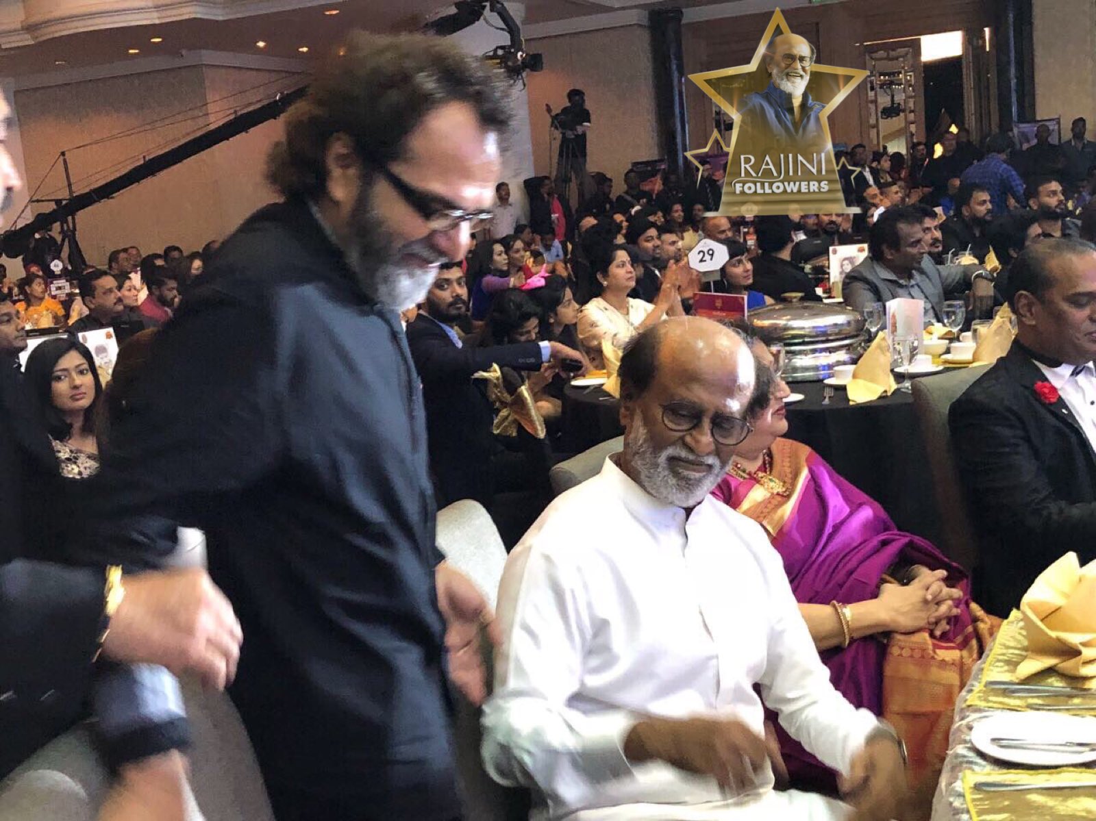 Rajini Followers on X RFT1181 Padikathavan brother meeting again in NatchathiraVizha2018 Rajinikanth https t 7Y7yGZMBw8 X