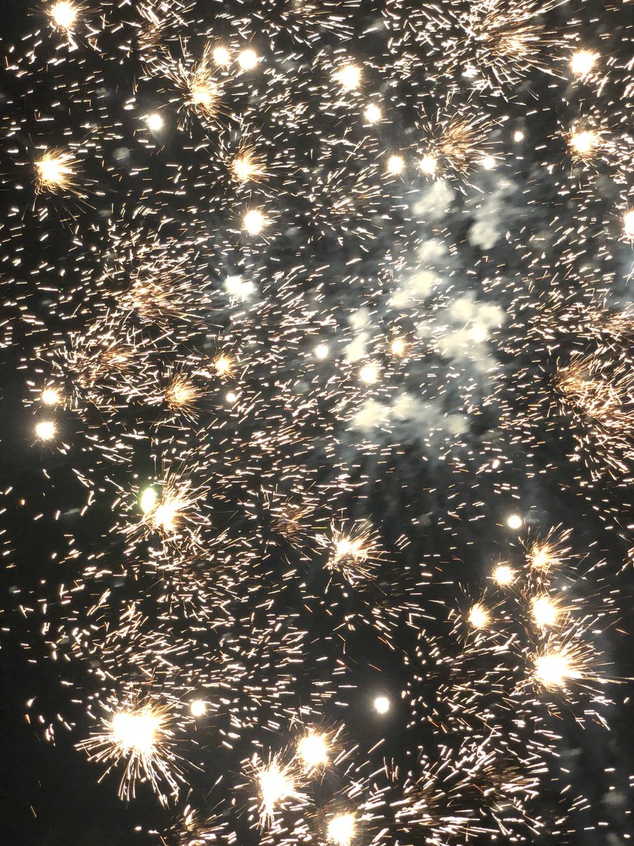 advorkovich's tweet photo. Волшебного 2018го! https://t.co/Bzq3NpynK8
