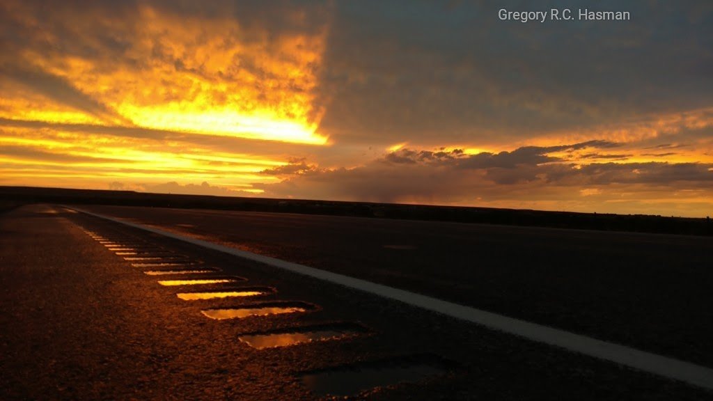 GregsHighway's tweet photo. One of my favorites in 2017

Let's reflect on 2017, but prepare for 2018

East of Rock River, Wyoming

#Wyoming 
#photography 
#2017Countdown https://t.co/rW5obQEFYU
