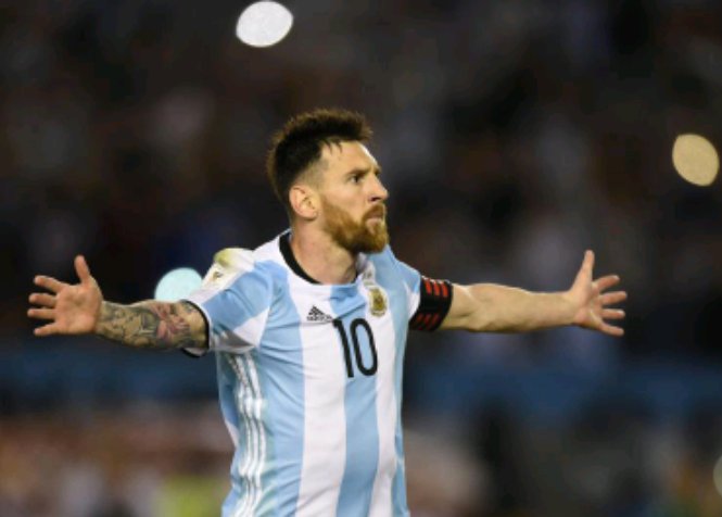 Feramarilla10's tweet photo. Si tu 2018 es bueno. El nuestro tambien lo sera.. #FelizAnoNuevo @messiIioneI https://t.co/dp1JNZ0PQl