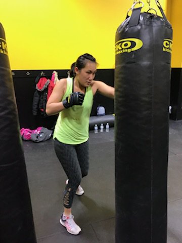 CkoGreenbrook's tweet photo. #ckogreenbrook #90minuteholidayclass ckokickboxing #jabcrosshook #frontkick https://t.co/54rvk6yKSh