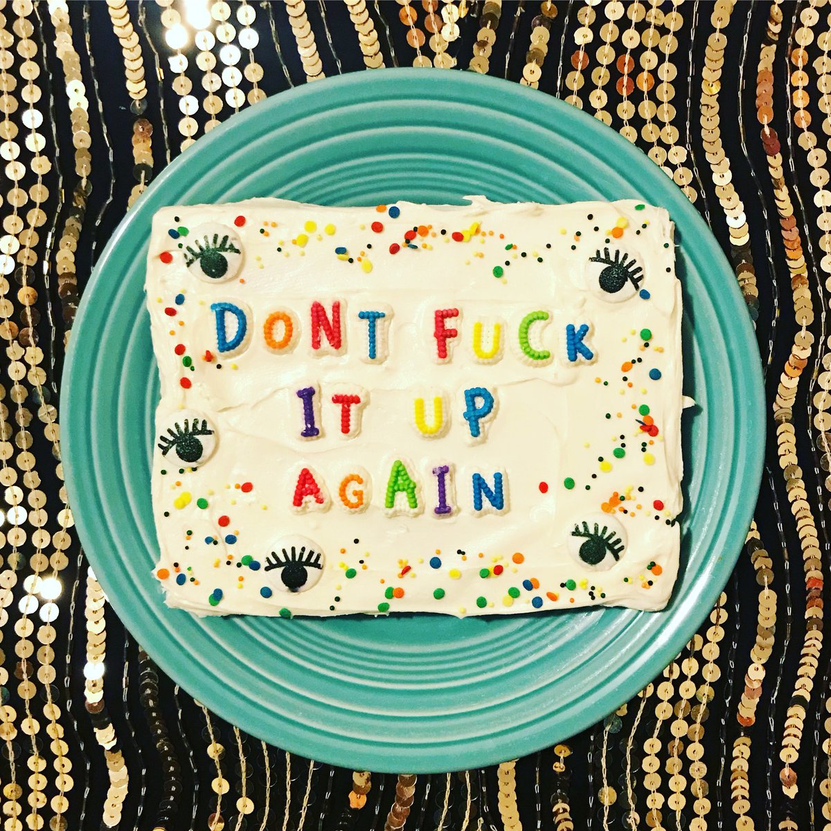 Troll_Cakes's tweet photo. Made from a comment directed at Mariah Carey re: tonight’s NYE show, but also v applicable to the alien overlords controlling our simulation https://t.co/ti6yMRzvHk