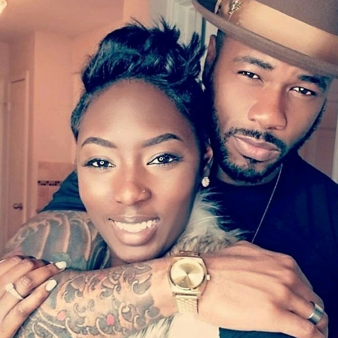 SublimesBlack's tweet photo. A MEDITER
En amour rien n'est jamais acquis.

Ne vous contentez pas de paroles
amoureuses, même si elles sont douces à l’oreille.

L’amour ne vit que de preuves et d’actes.  
Sachez que rien n’est jamais acquis, surtout lorsqu’on vise une relation
durable. https://t.co/YCQjPWQ3Sm