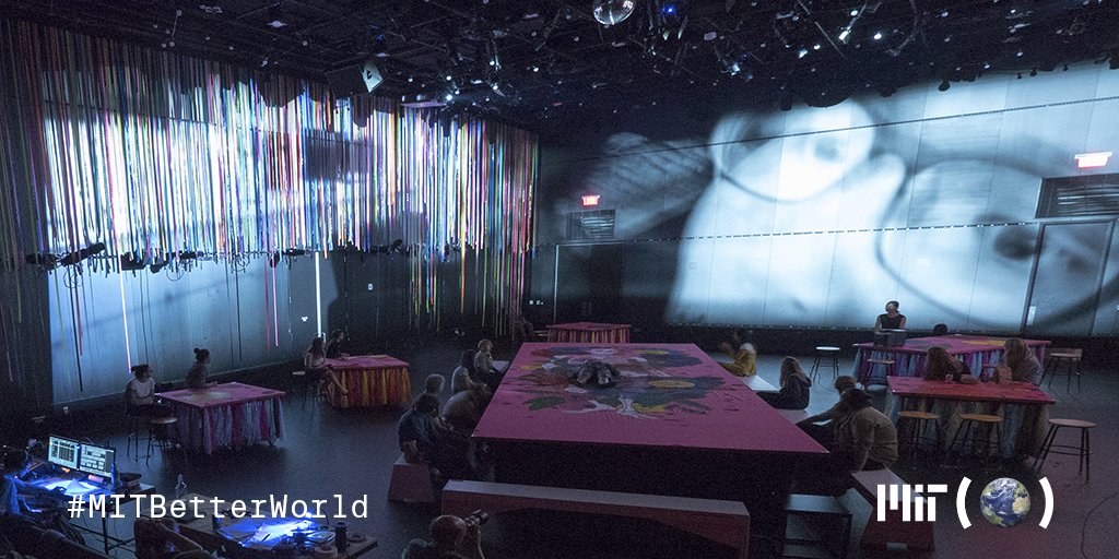 MIT_SHASS's tweet photo. #BestOf2017 — A new era for @MITTheaterArts opened with "Everybody," a morality play for our time. Anna Kohler directed the inaugural play in W97, MIT's new performing arts building: https://t.co/36QHgMtKMU @ArtsatMIT #MITBetterWorld https://t.co/qGAeqJTNHZ