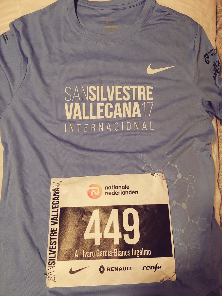 AlvaroBlanes's tweet photo. Terminando el año de la mejor manera posible. La #sansilvestreinternacional tiene mucha magia. Compartir salida con corredores de otro planeta, ambientazo durante todo el recorrido y final espectacular en el estadio del Rayo...lo tiene todo! #running #corrermola #37min https://t.co/fjagvKZ0M5