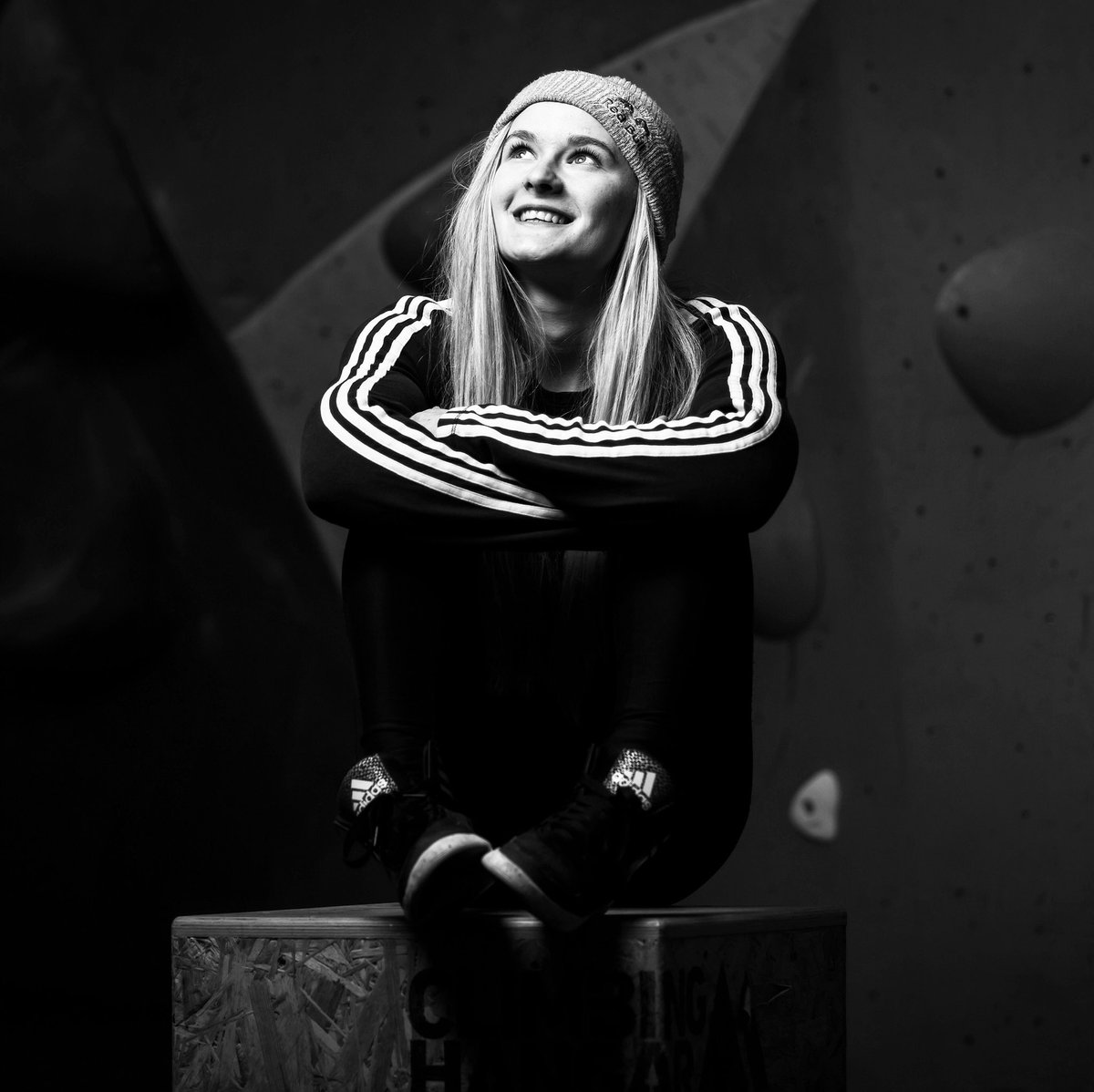 shaunacoxsey's tweet photo. Dream big. Work hard. Don’t be afraid to ask for help. Believe. .
.
Ready and full of excitement for 2018! . 
It’s an honour to share the journey with all of you. Thank you so much for your support! ❤️ I hope you all have a wonderful night and an incredible 2018! 💥 https://t.co/xPyjlXBMQt