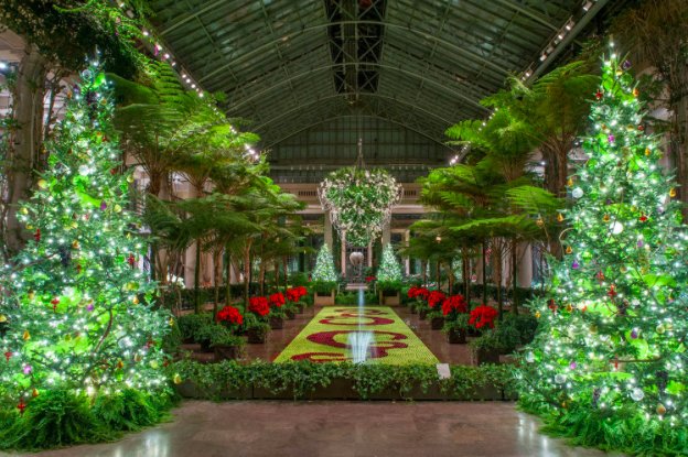 ThePawPrintGHS's tweet photo. Christmas attractions in PA https://t.co/xR3yfHbUpB https://t.co/ByFEY5GzhK