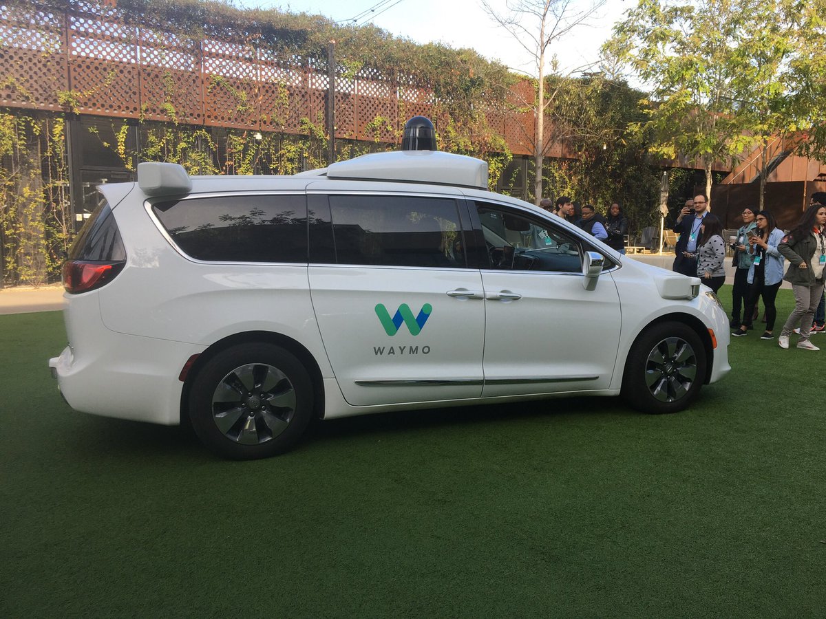 ReignOfApril's tweet image. Finally, December. Attended the #PoorPeoplesCampaign event in DC, one more @Google #NextGen trip (this one to Cali) with a driverless car, named to the #Recode100 &amp;amp; did the end of the year #TheRandown podcast with Robin. What a year! #2017Rewind #2017Success