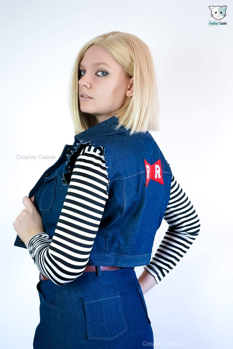 Cosplay_Cassie's tweet photo. Costume: @miccostumes 
Wig: @ArdaWigs - Buttercup Silky Sandstone
#android18 #dbz #dragonball #dragonballz #dbzcosplay #cosplay https://t.co/9v7QMgMubL