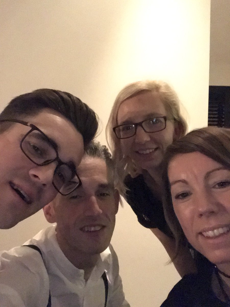 NulensMario's tweet image. Leuk einde jaar #lovewithfriends