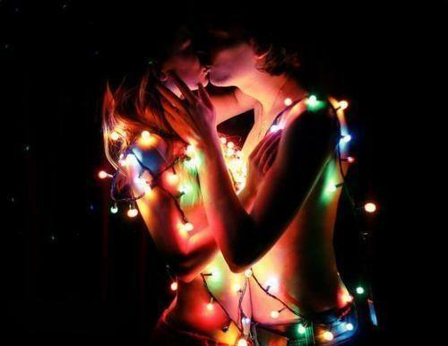 Blog69si's tweet image. Dragi bralci,
ekipa Blog69 vam želi še bolj poredno, še bolj potrebno, predvsem pa zdravo novo leto 2018 &amp;lt;3
Poreden novoletni pozdrav ;)