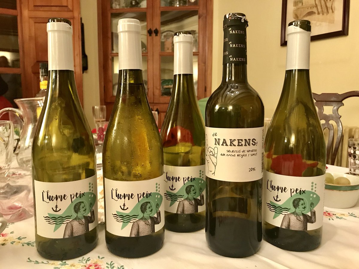 Ofpina's tweet photo. No està sent una mala nit @Agricolacorbera!🍷✨🍷✨🍷 #parellada #homepeix #nakens #samsó #garnatxanegra https://t.co/CMfKNhHoZU