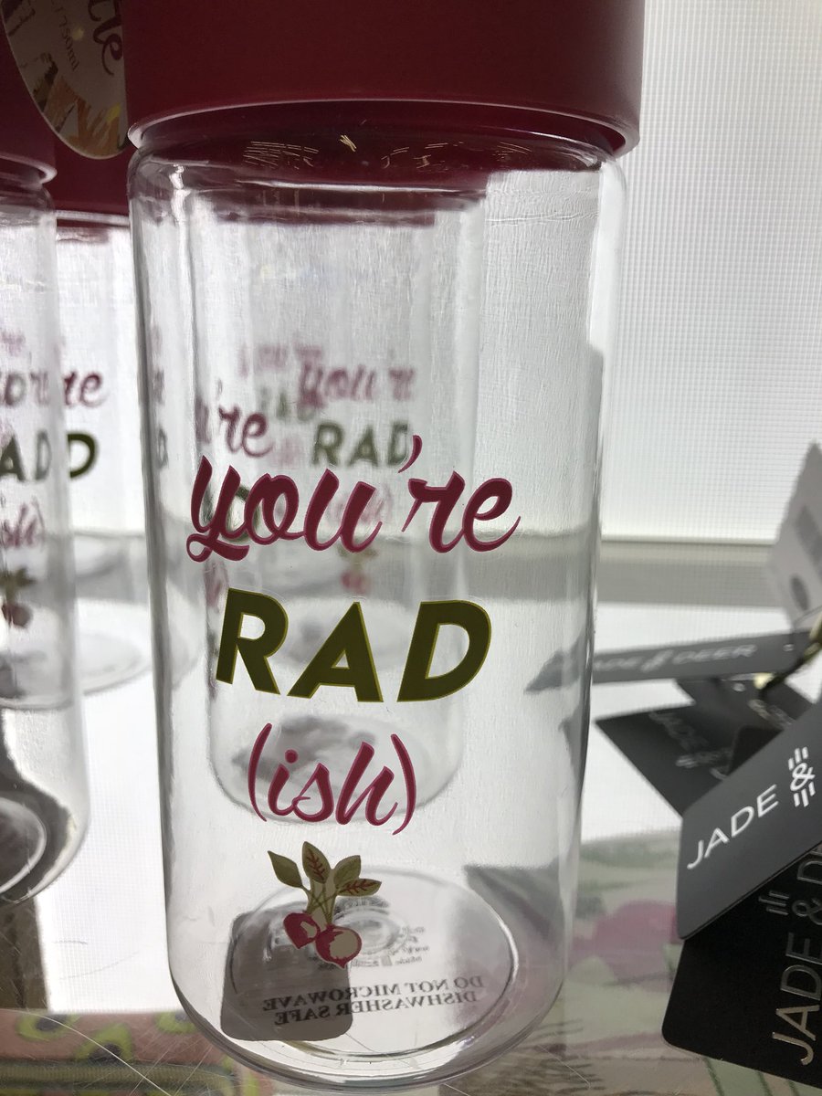 AshleyNickle_FV's tweet photo. As a new #freshproduce enthusiast I was so pumped to see these items on the endcap at @HEB! #radishing #ohkaleyeah @thepacker https://t.co/y8MYriFZm4