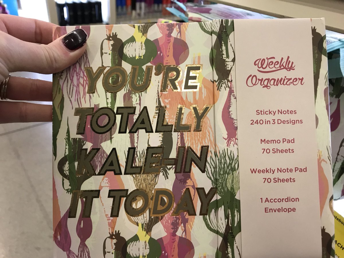 AshleyNickle_FV's tweet photo. As a new #freshproduce enthusiast I was so pumped to see these items on the endcap at @HEB! #radishing #ohkaleyeah @thepacker https://t.co/y8MYriFZm4