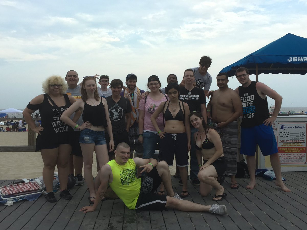 heyitscaiti's tweet photo. Starting @RoosterTNJ and going to LPL Newark were the highlights for me. From our first meet up to raising over 600 dollars for the kids, I cant wait to see whats in store for us in 2018 β€ #RT2017 #RT17 https://t.co/ftTWAcyDwD