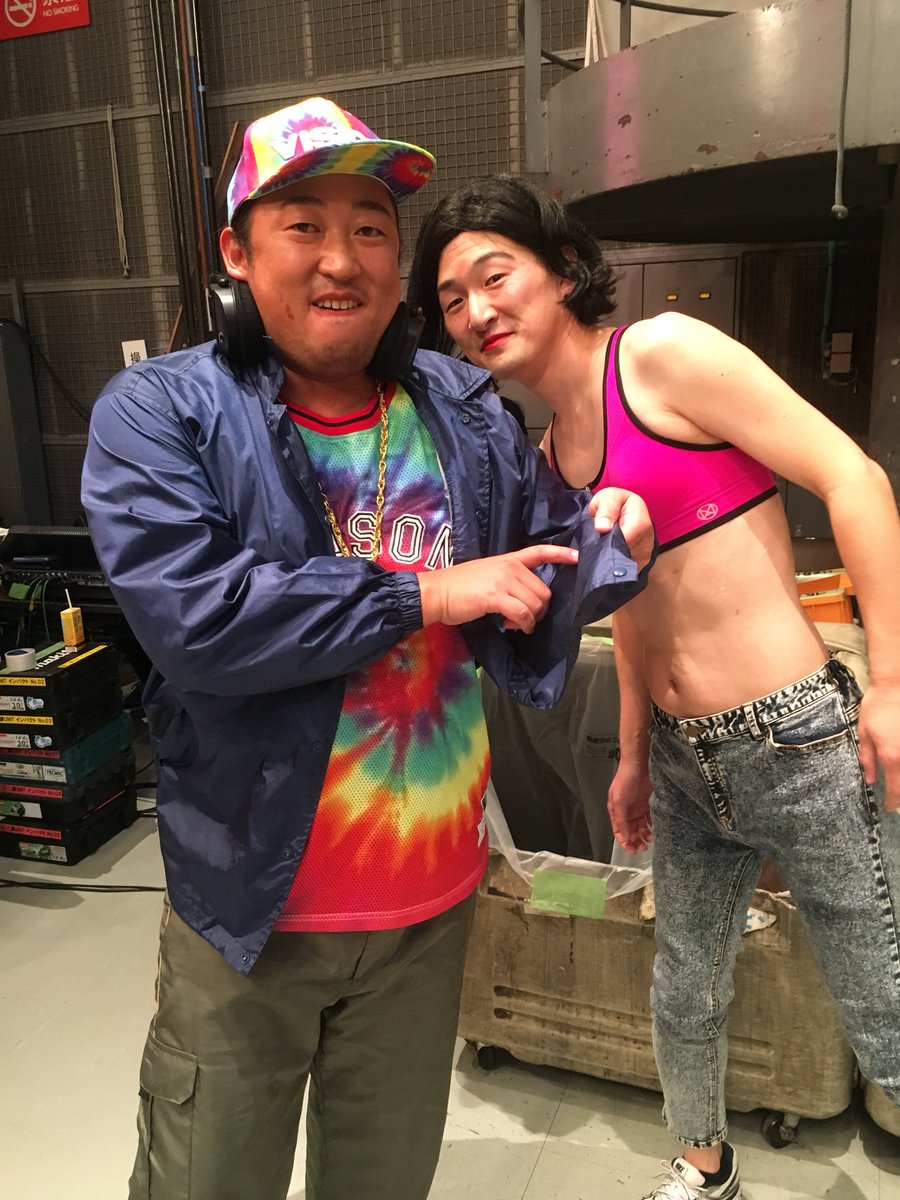 O Xrhsths Shoko Sto Twitter ナイロンdjに 牛乳プリンdj 笑 これなら 私にもスクラッチできそう ナイロンdj ロバート秋山