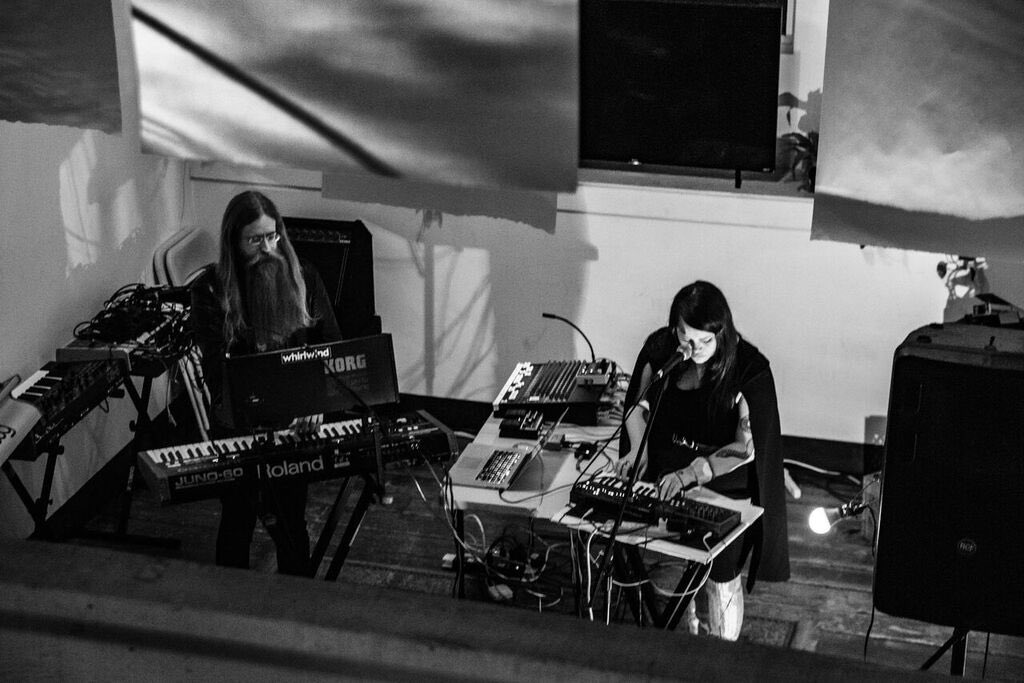 HairSpaceMuseum's tweet photo. In 2017 we got to perform with @roedeliusmusic, @NormChambers, @mgeddesgengras, and @magiczenmother, among many others. We also finished an album, mixed by @erikblood, which will be released next year. Thank you for all the love and support! ✨🎹✨ https://t.co/GZoluThPsp https://t.co/rfadLHcHsi