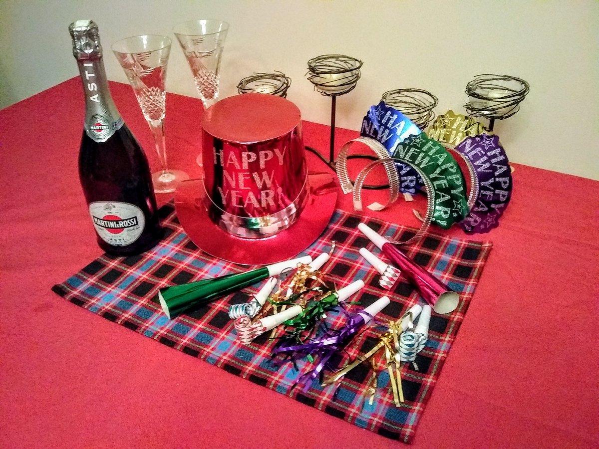 A few hours to go... Happy New Year everyone ! #2018