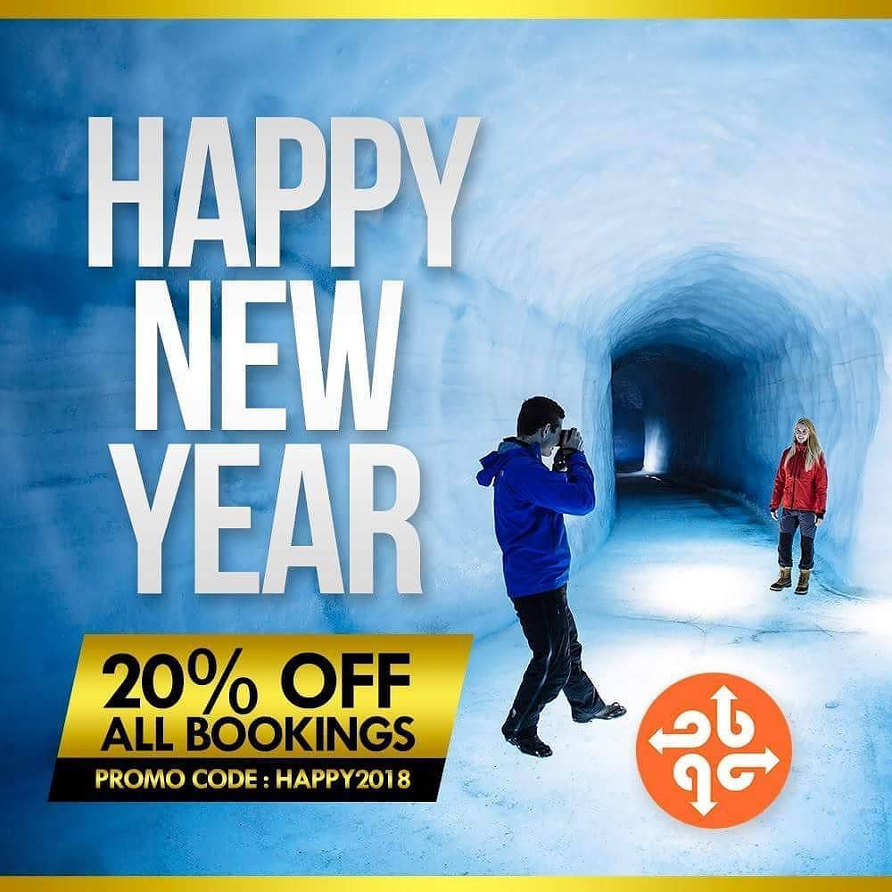 IcelandBus's tweet image. Happy new year to all of you! hope to see you soon here in Iceland ♡ 
#bustraveliceland #iceland #happynewyear ift.tt/2Cogz3P