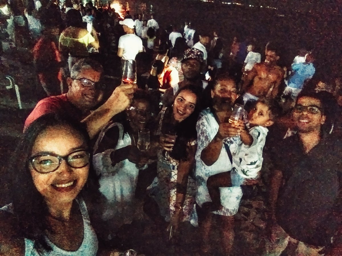 logansa's tweet photo. Just a small fraction of my family! #2018welcome https://t.co/AqgBlHtg3R