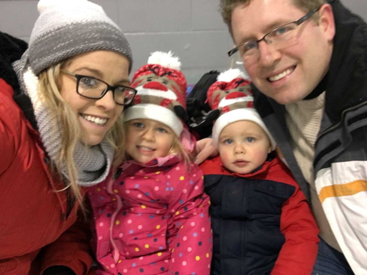 JohnNaterMP's tweet photo. S'mores, skating and fireworks:  a perfect Canadian New Year's Eve celebration in Palmerston!  Thanks to @TownofMinto and @mintofiredept for an awesome family event! #HappyNewYear https://t.co/f1XU5gkIXH