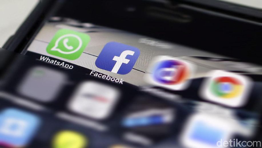 Tumbang di Malam Tahun Baru, WhatsApp Minta Maaf detik.id/Vkf0pr via <a href="/detikinet/">detikinet</a>