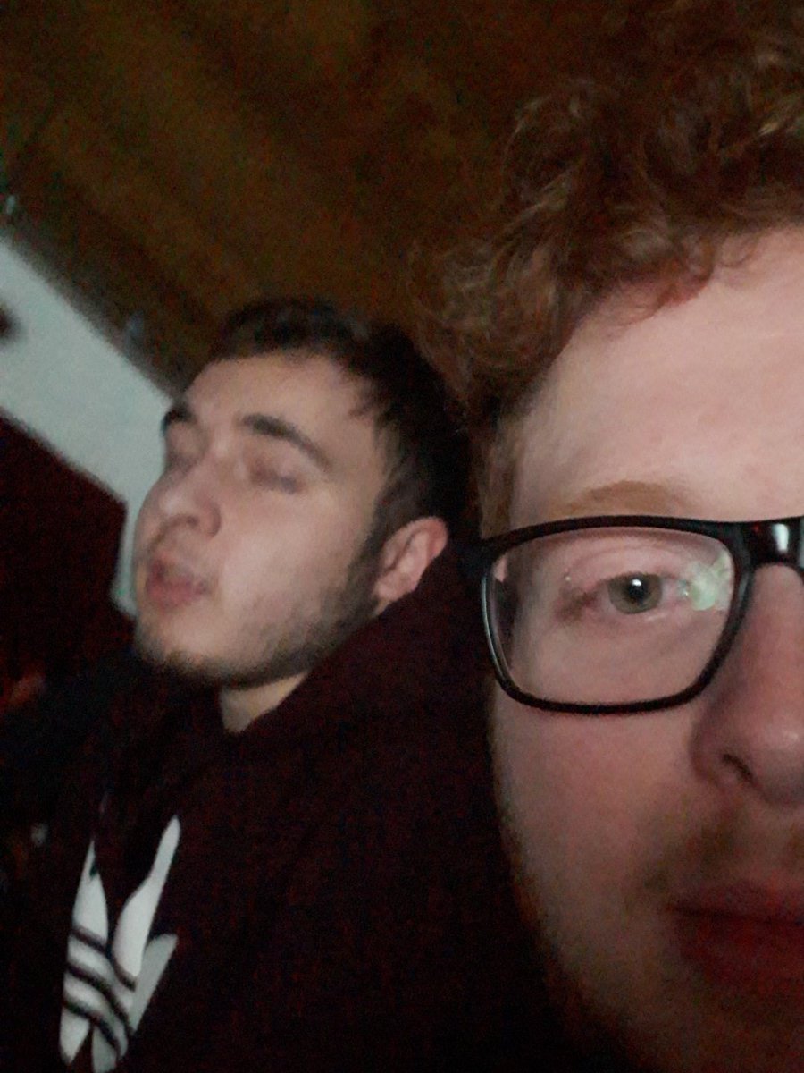 klotfleisch's tweet photo. genieße jeden moment den du hast
#leben #denmomentgenießen #imknast https://t.co/cPeuUTol8F