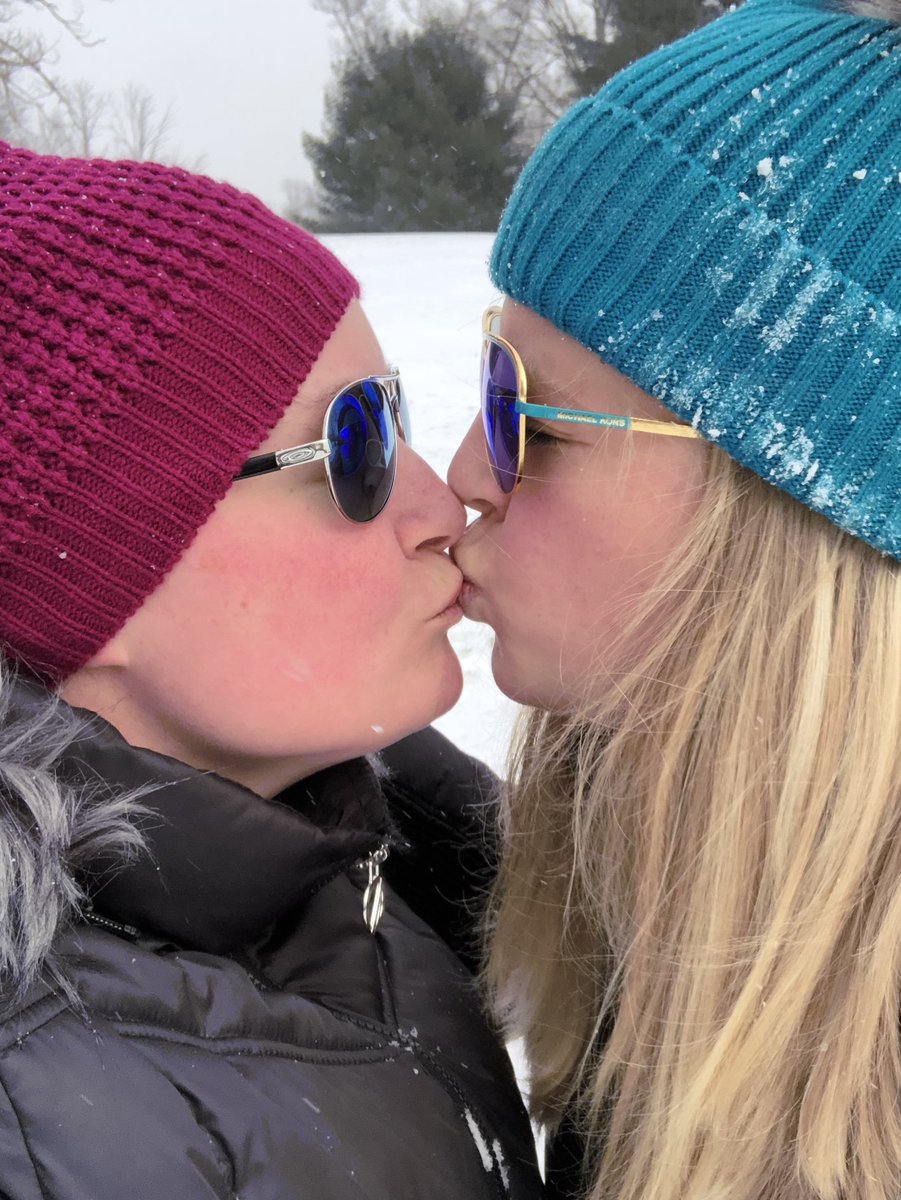 Happy New Year! 
rainbowsandbabies.com/2017/12/31/hap…