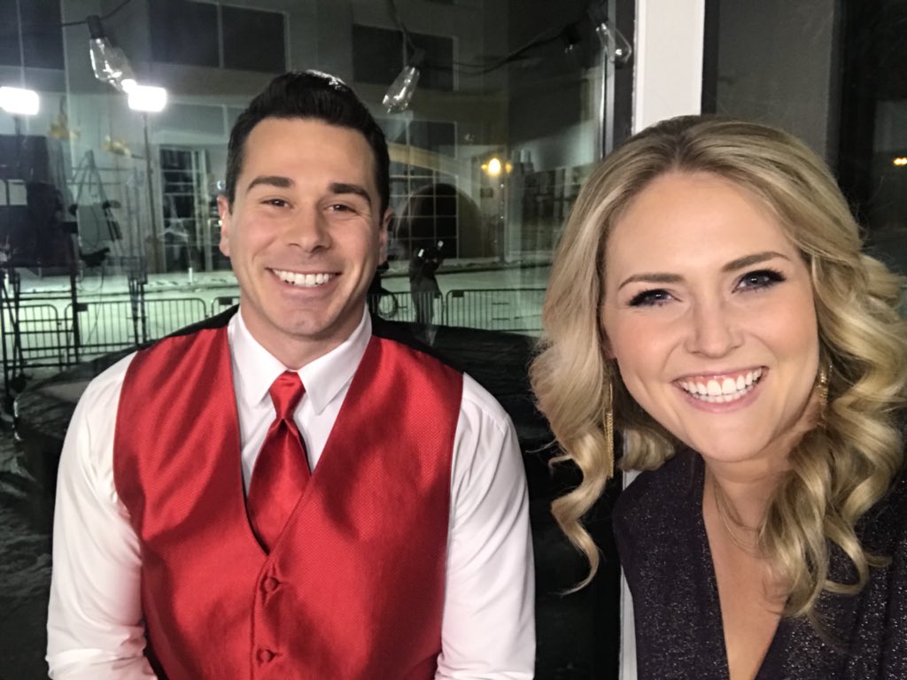 BrittanyFalkers's tweet photo. #HappyNewYearsEve!! Join @NateDaveStew and I for our #FirstEve special on @WFRVNews starting at 10:30. We’re brining you all the fun from downtown Menasha where the ball drops at midnight! https://t.co/bCNs6Pg7Tq