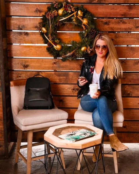 SamsoniteUSA's tweet image. The best business partner. 📷: @lucismorsels #WorkNotWork