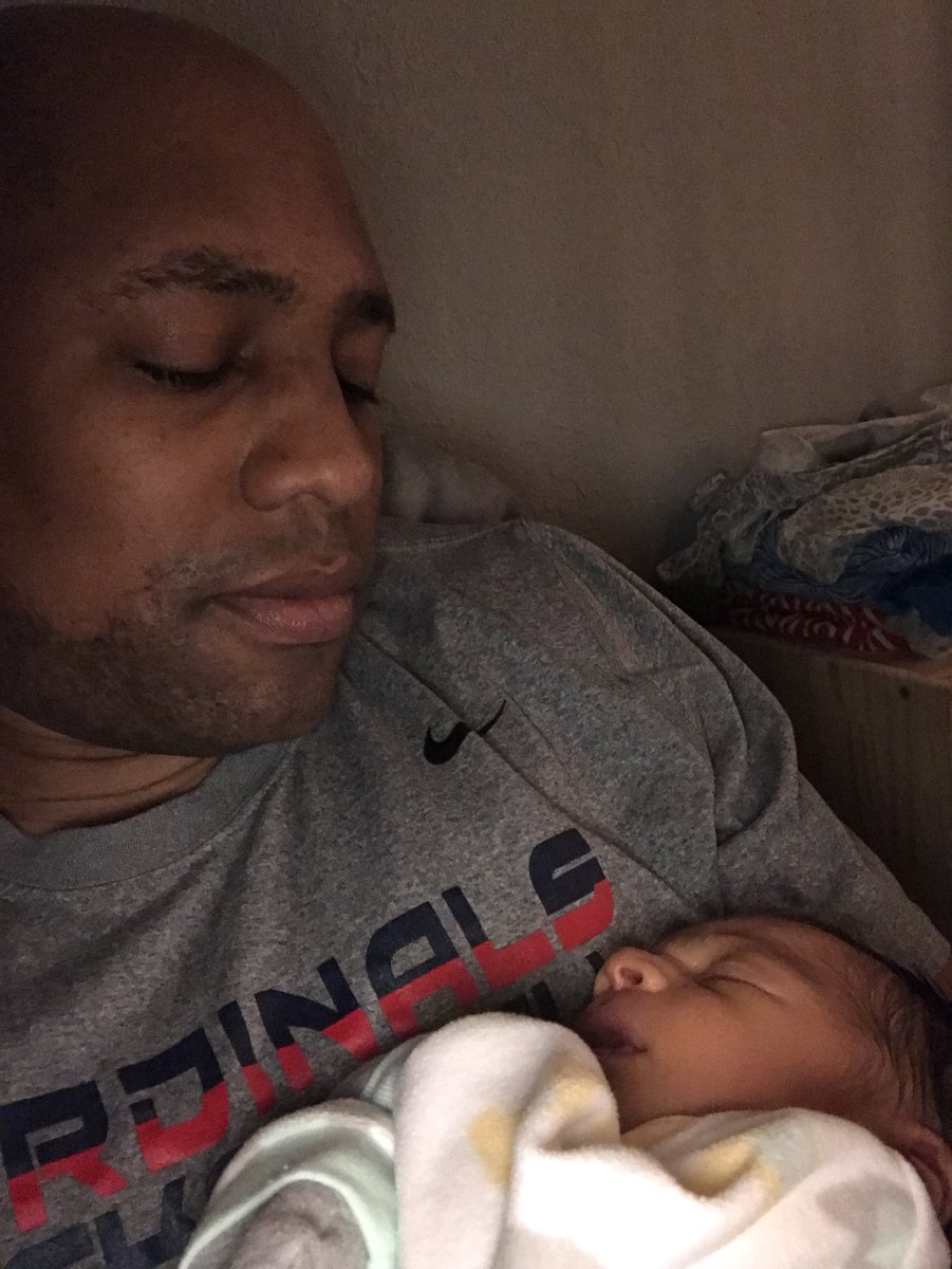 coachcam30's tweet photo. Watching my son pass out in my arms as we rock is priceless!! #happynewyear #cartersdad https://t.co/rriQDiHB2W