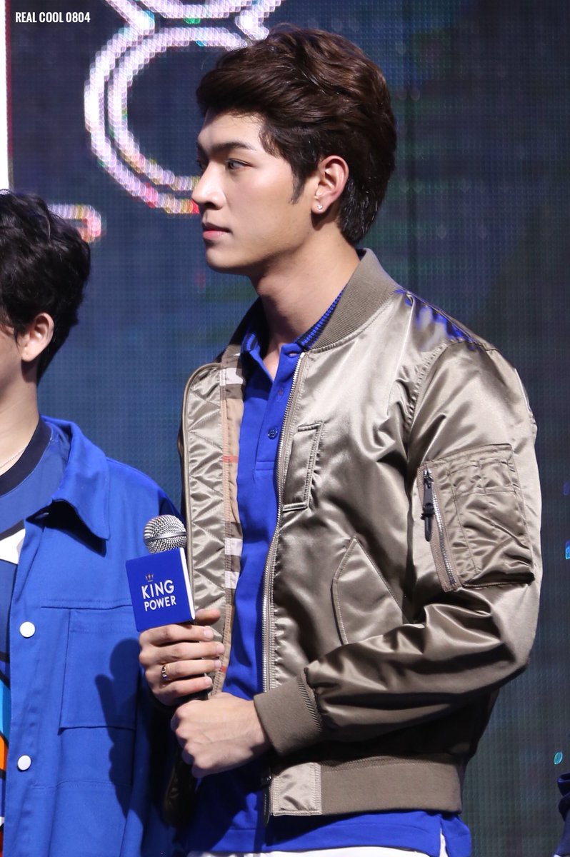 real_cool0804's tweet photo. 180101💫
 happy new year🙋🏻‍♂️@gxxod4
 #ก็อตอิทธิพัทธ์ 
#gxxod 
#teamgxxod https://t.co/XGRslDhJGV