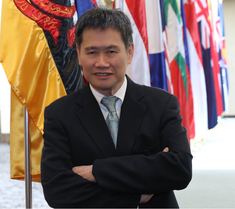 ASEAN's tweet photo. Join us in welcoming Secretary-General Lim Jock Hoi, Secretary-General of #ASEAN for 2018-2022 https://t.co/vVC8GoOEWG https://t.co/7OdWpUZGXB