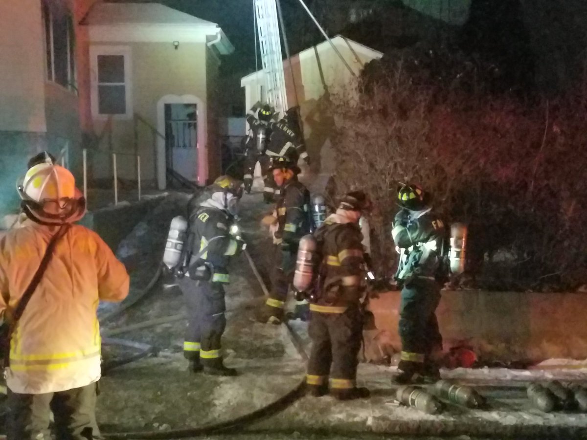 IAFF1314's tweet photo. Some pics from tonight's fire on Rodman St
#FallRiver #FRFD https://t.co/2etQJwTVCY