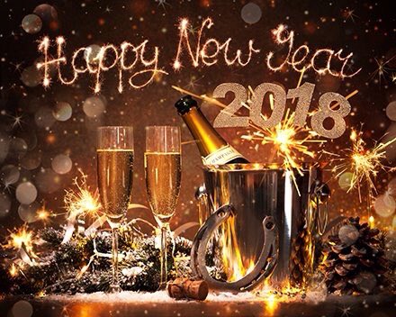 Apollofood's tweet photo. Team van Apollo wenst u alleen een voorspoedig 2018. https://t.co/KzGdfiH0nV