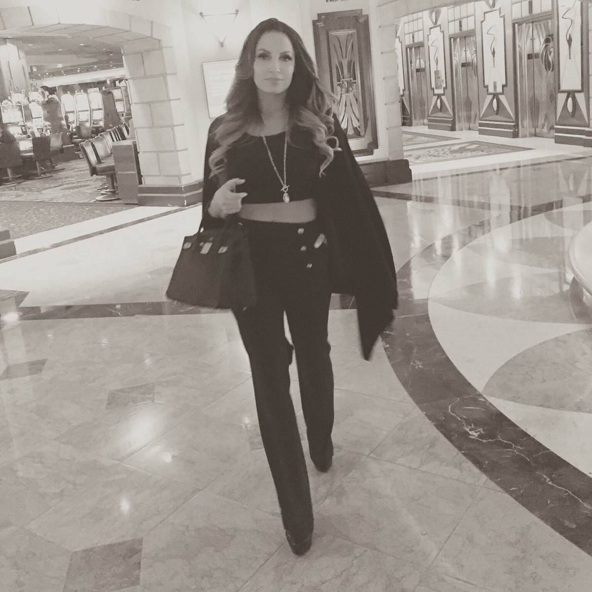 Trish Stratus on Twitter: “Walking into 2018 like Happy 2018 u guys