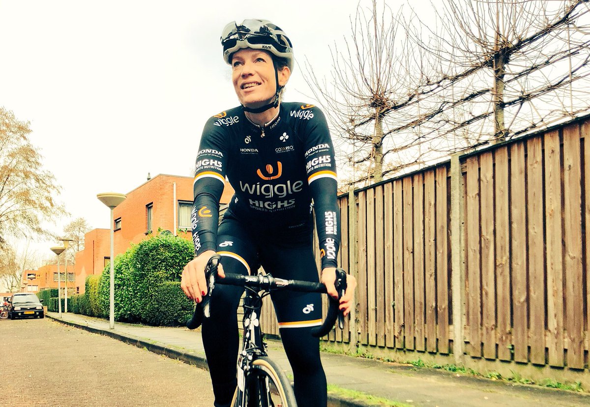 kirsten wild, wiggle high5