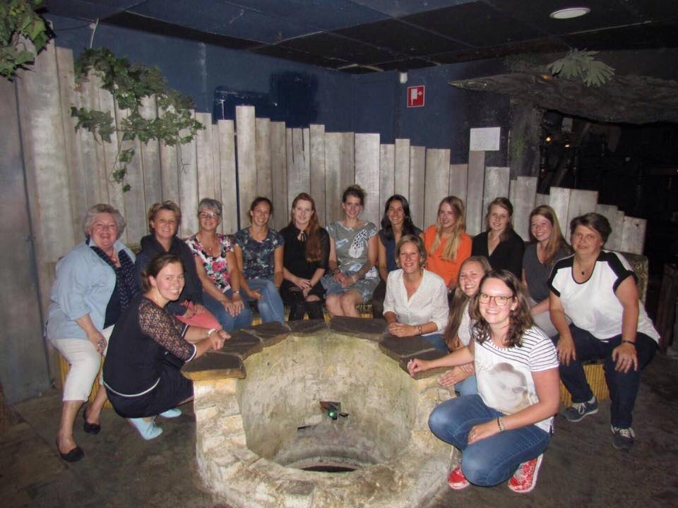 Ons team wenst iedereen een gelukkig nieuwjaar. We gaan weer ins best doen om kinderente helpen communiceren met de wereld.