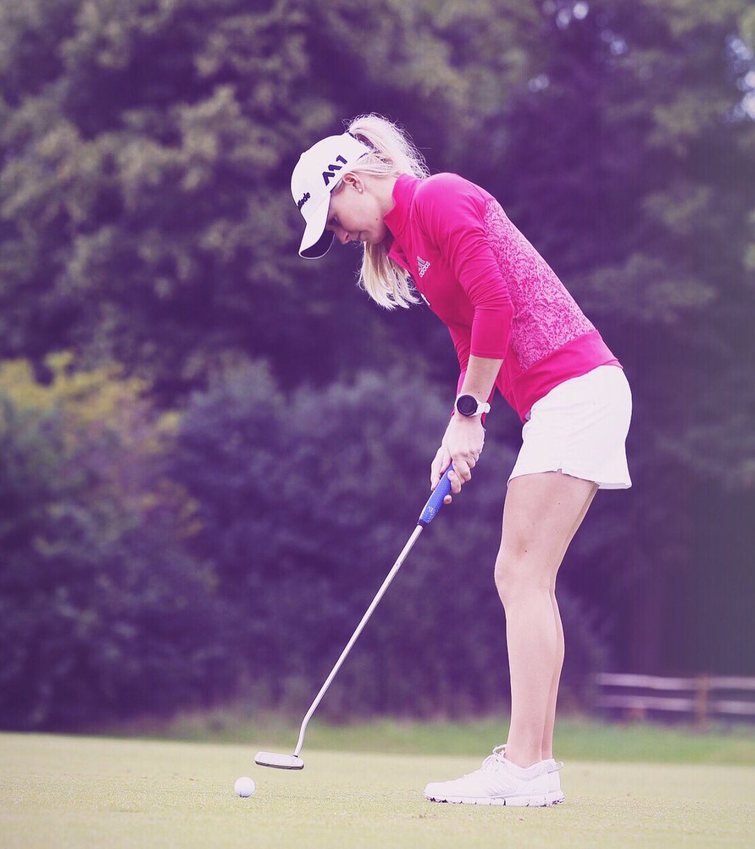 Iona_Stephen's tweet photo. Happy New Year Twitter - Ready for a mega year @PikeBambridge @nikegolf @GarminUK https://t.co/kKrNBLQBV2