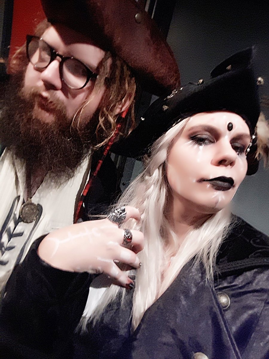 PikalouBarrow's tweet photo. Je compte bien pirater 2018, il faut juste que je trouve le keygen qui marche bien.
Ça va le faire !
#2018 #Pirates https://t.co/kOMDEL55OR