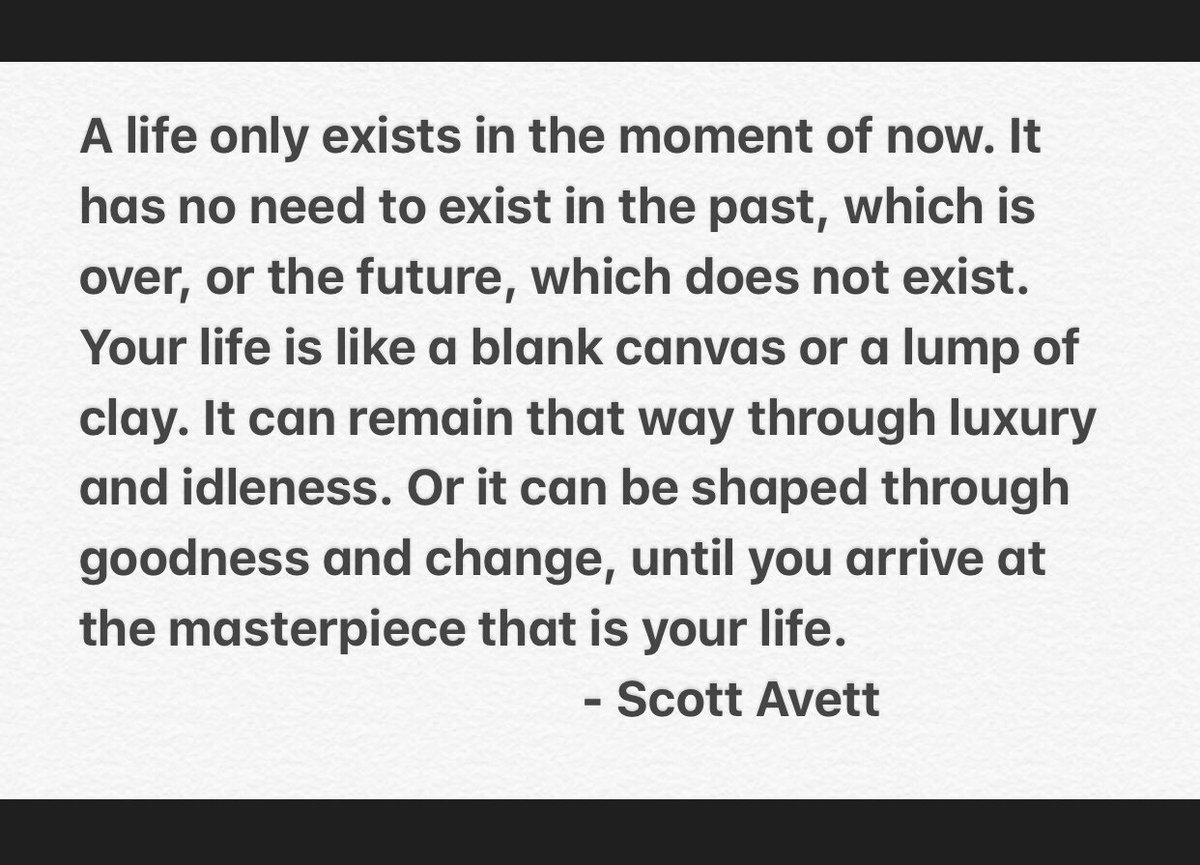 AvettNation's tweet image. Happy New Year Avett Nation! Wishing you a year of goodness and change❤️🌎☀️🌹🎶