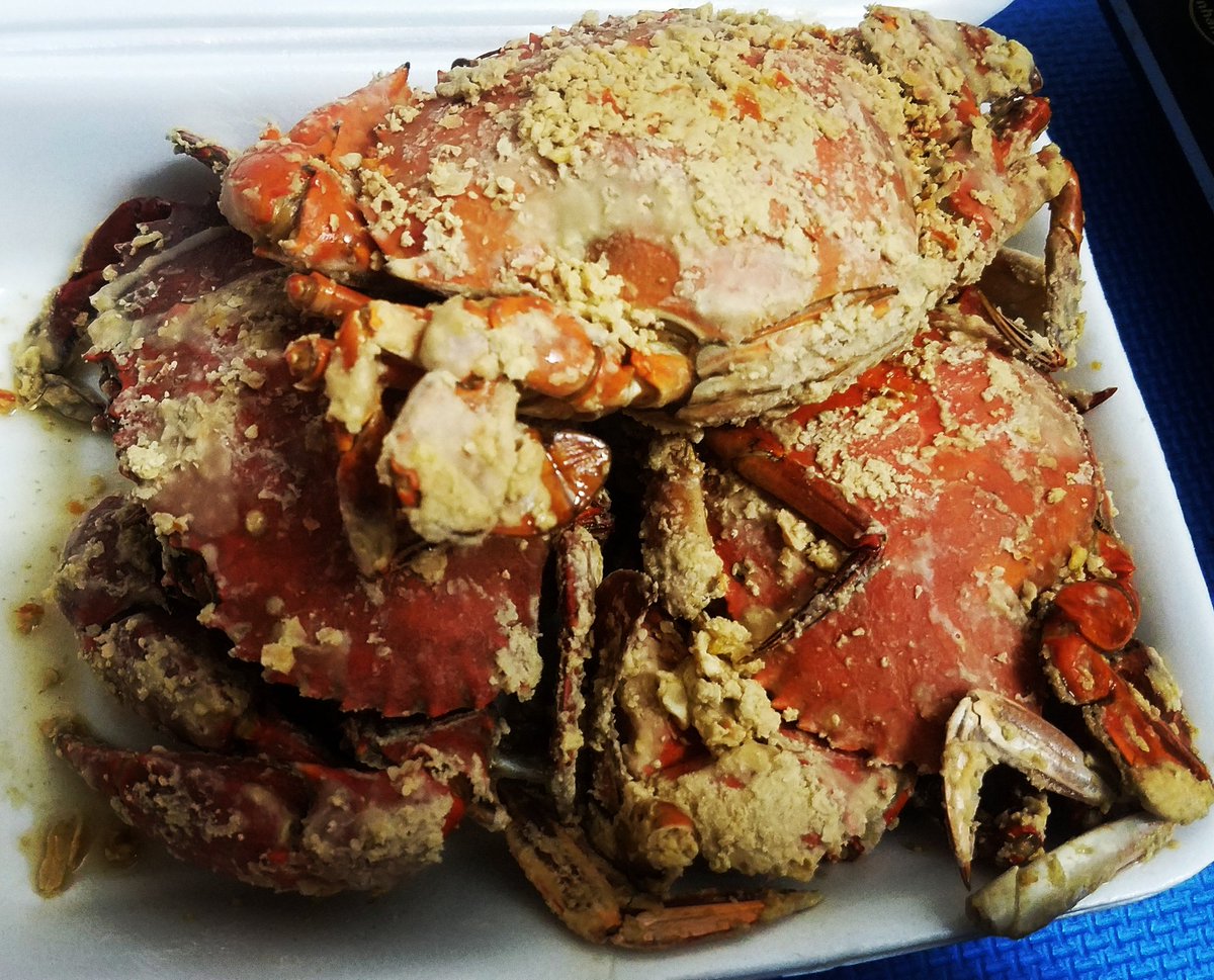 ntvblog's tweet photo. Cua rang muối - Fried crabs with salt #cua #crab #seafood #eat #yummy #yum #spicy #tasty #foodoftheday #foodpost #foodporn #fooddaily #fooddiary #foodie #foodlove #food #vietnamesefood #foodforfollow #likeforlike #foodblogger #saigon #followback #vietnam https://t.co/VFqnuCfFAM