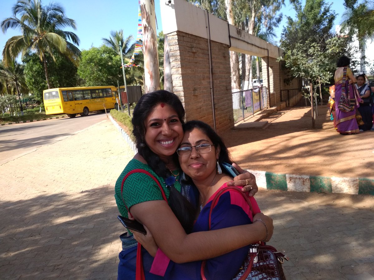 SPICMACAYBLR's tweet photo. Year 2017 also ended with #ISC2017.
Artists as well as volunteers were emotional while saying goodbye.
We departed promising that we shall meet again very soon in next @spicmacay  event. https://t.co/XuvteYnwIR