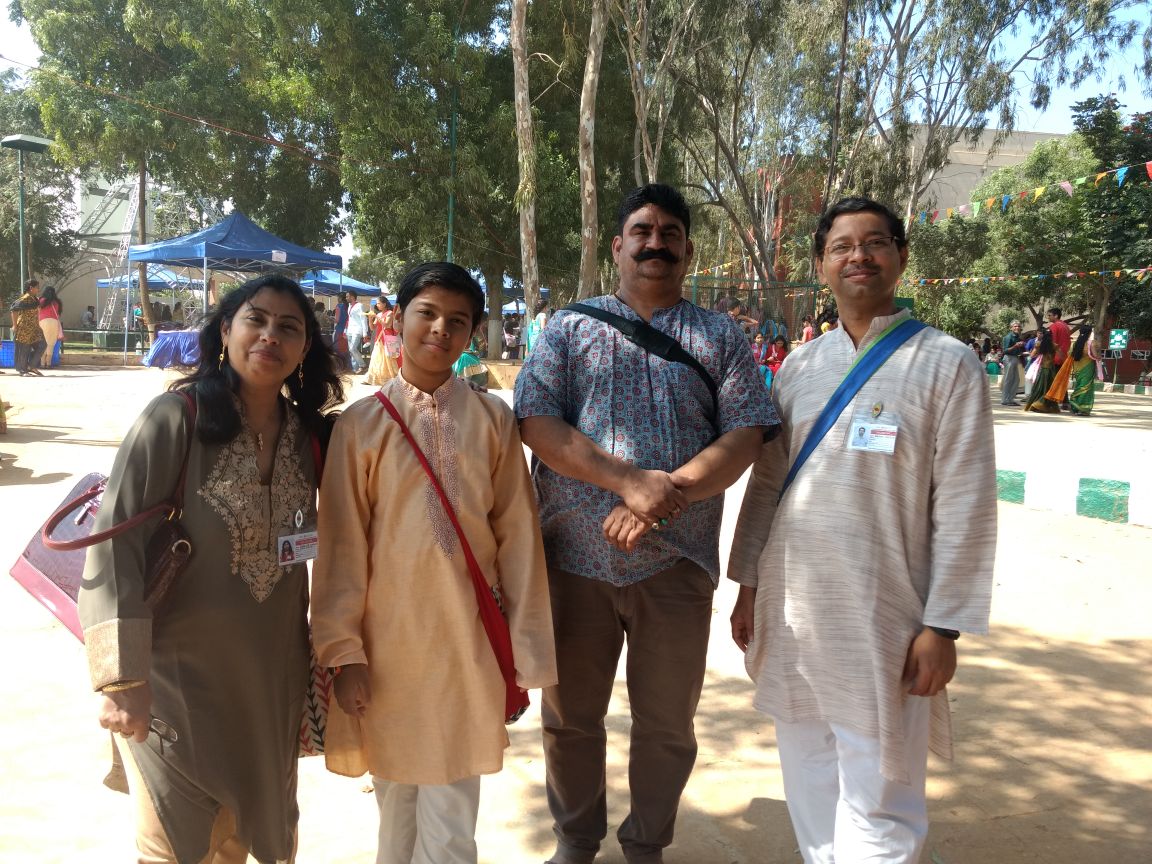 SPICMACAYBLR's tweet photo. Year 2017 also ended with #ISC2017.
Artists as well as volunteers were emotional while saying goodbye.
We departed promising that we shall meet again very soon in next @spicmacay  event. https://t.co/XuvteYnwIR