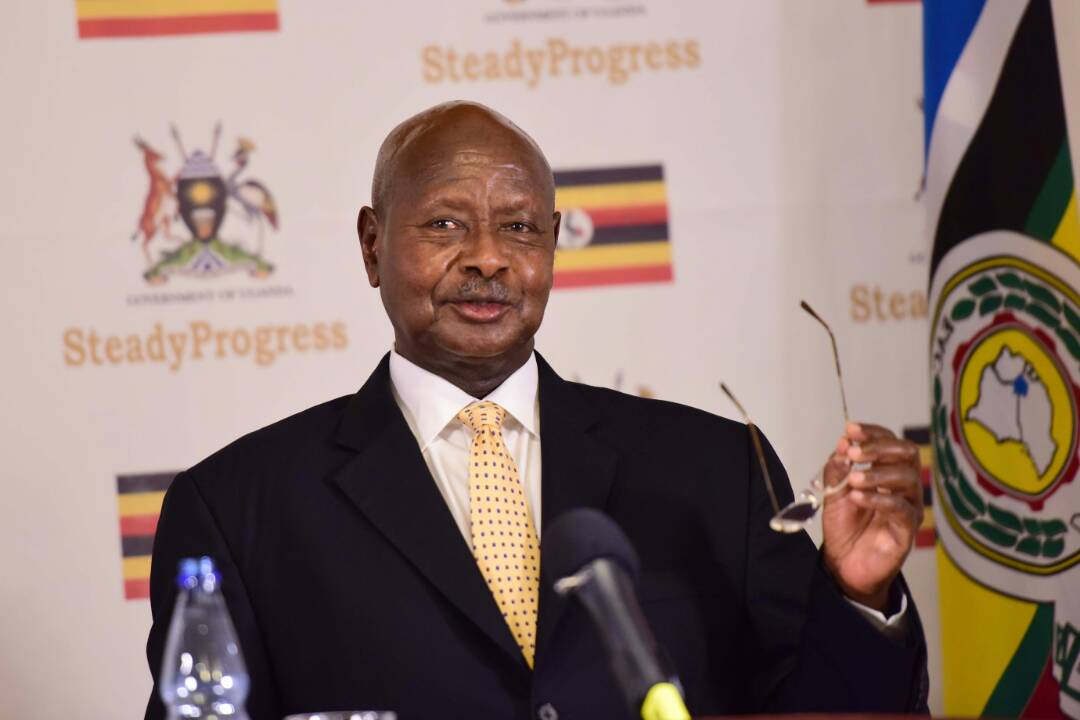 newvisionwire's tweet photo. PRESIDENT MUSEVENI'S NEW YEAR MESSAGE 2018

@KagutaMuseveni has said in 2018,the Govt will provide solar-powered irrigation pumps to farmers, curb illegal fishing,
increase foreign direct investment, create jobs... Read full SPEECH #M7Address2018 HERE -https://t.co/2WqCdHdqe9 https://t.co/Qcw6kgPDAV